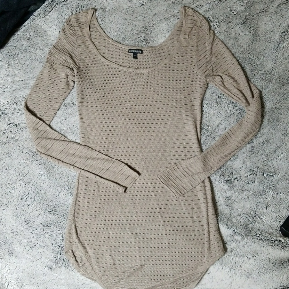 Long sleeve Express top
